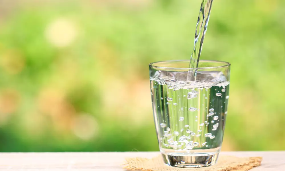 sirviendo agua